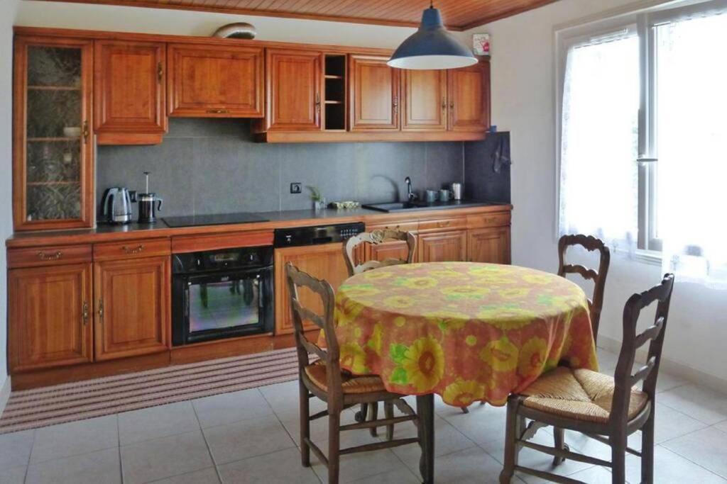 Detached House Near Beaches Esquibien Bagian luar foto