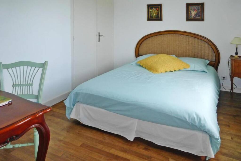 Detached House Near Beaches Esquibien Bagian luar foto