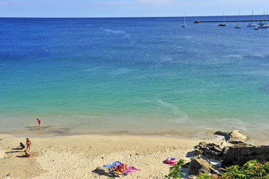 Detached House Near Beaches Esquibien Bagian luar foto