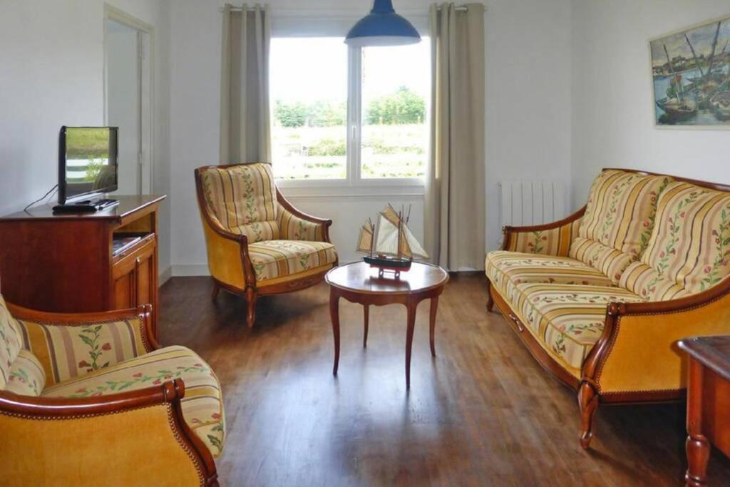 Detached House Near Beaches Esquibien Bagian luar foto