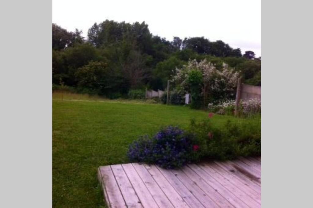 Detached House Near Beaches Esquibien Bagian luar foto